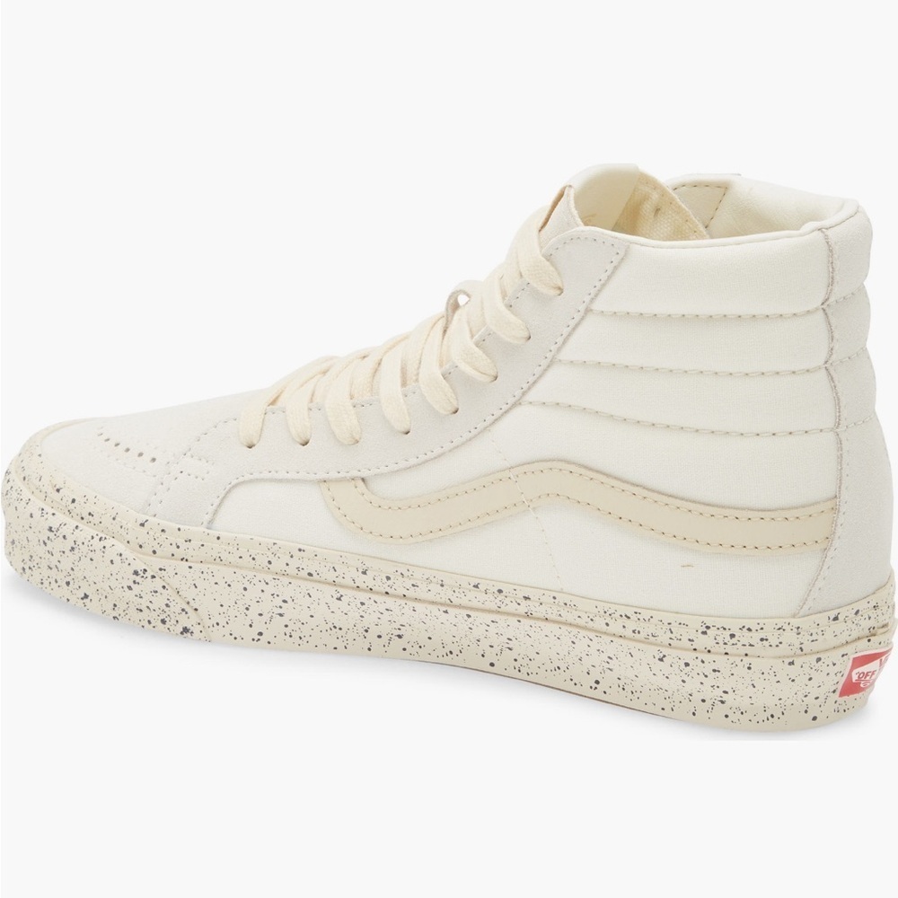 Vans
Sk8 hi
Spotted
Brand new - Picture 8 of 12